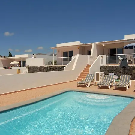 Villa In Puerto Del Carmen Sleeps 5 With Pool Puerto del Carmen (Lanzarote)
